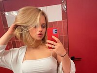 OlisyaCrowds Free Naked Private